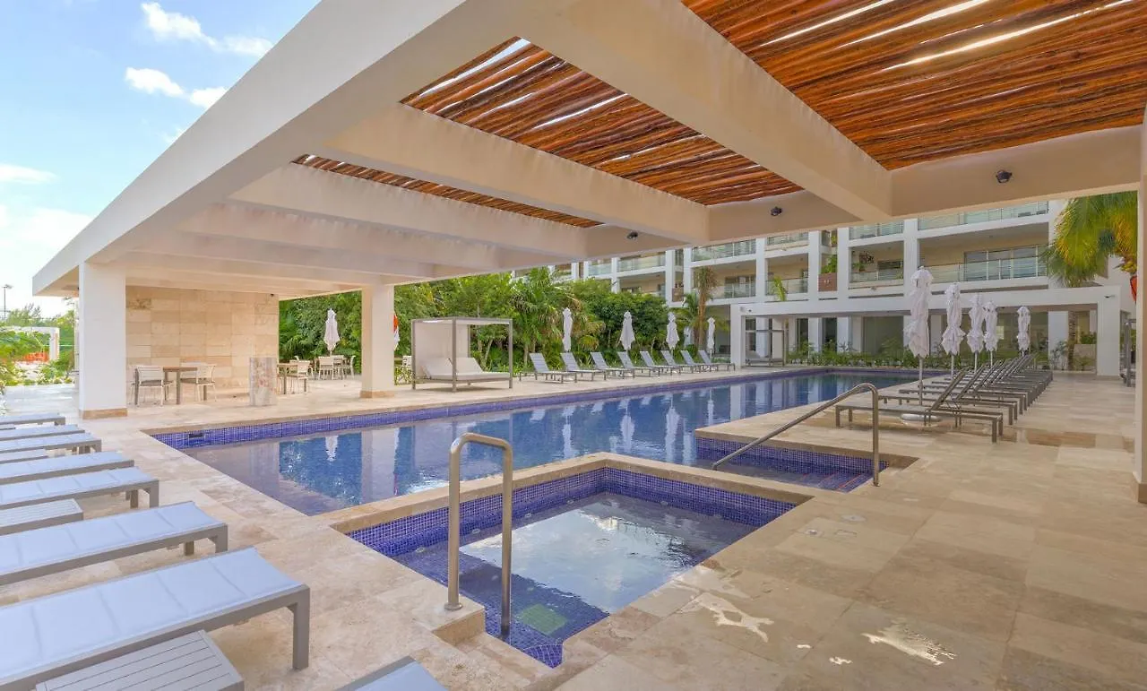 Beautiful Penthouse By The Beach Cancun Apartment